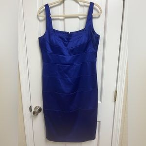 ⭐️⭐️⭐️⭐️⭐️Beautiful bright blue dress by Signature Sangria.